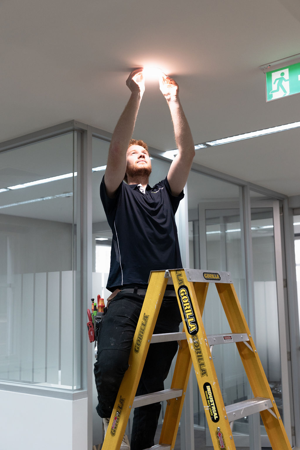 JEN Electrical electrician